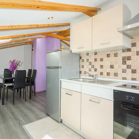 House 2234 度假居 梅杜林