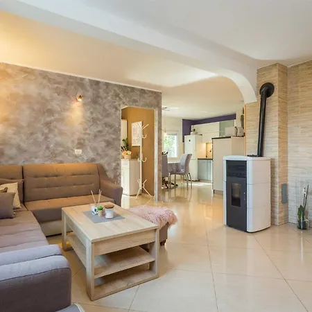 House 2234 Medulin